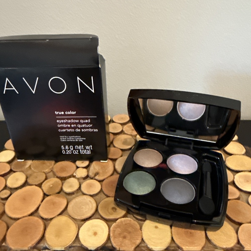 Avon true color eyeshadow quad Muse quad Q922 New